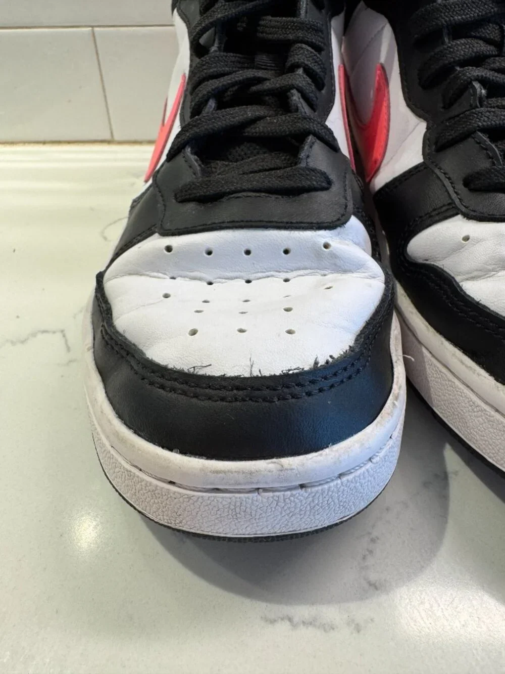 Nike Court Borough Mid 2 High Top Sneakers Girls 7Y Lace Up Hook and Loop Strap